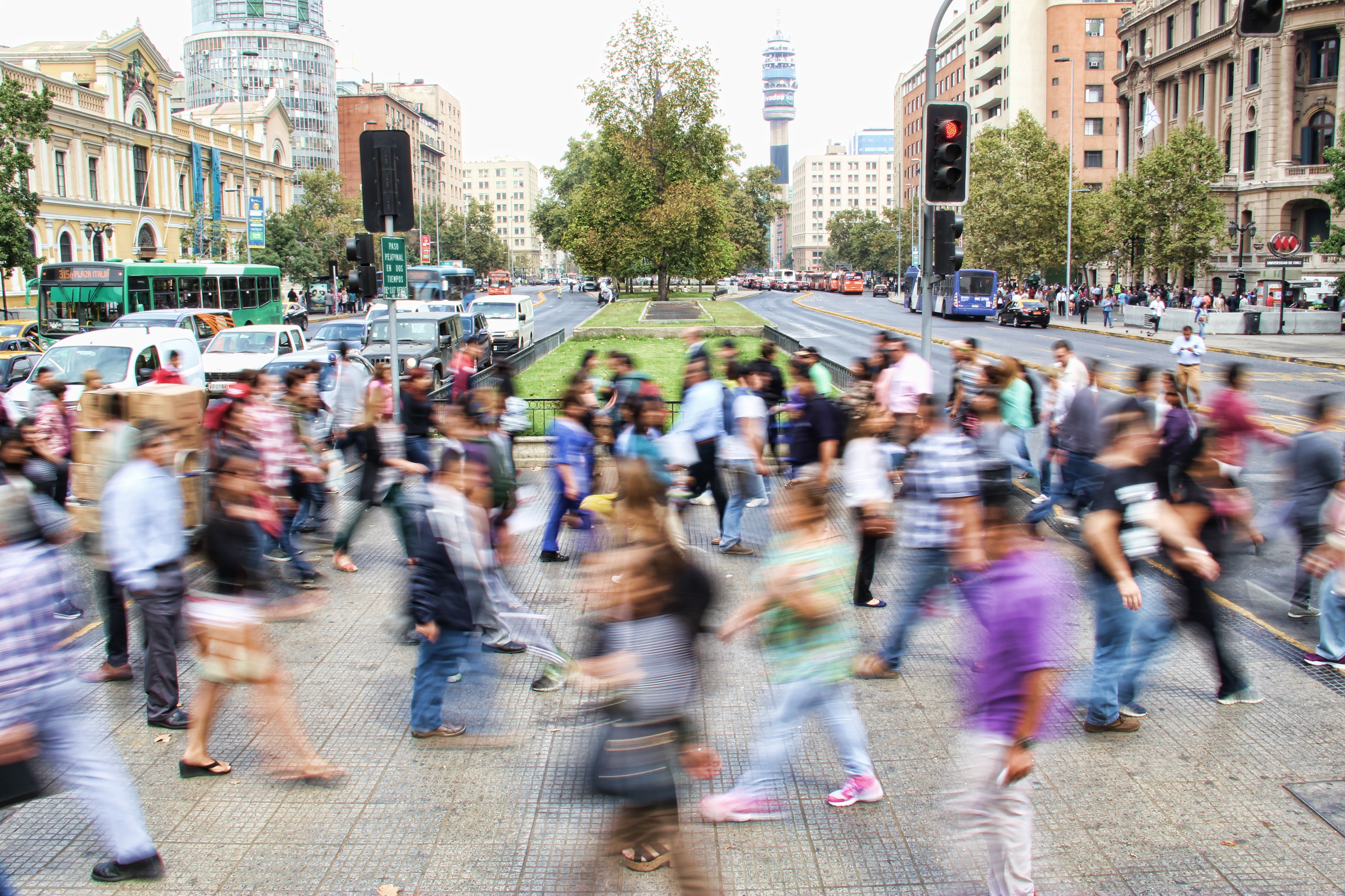 mauro-mora-beleid-mensen-people-unsplash